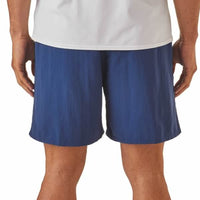 Patagonia Men's Baggies Longs 7 inch in use rear view